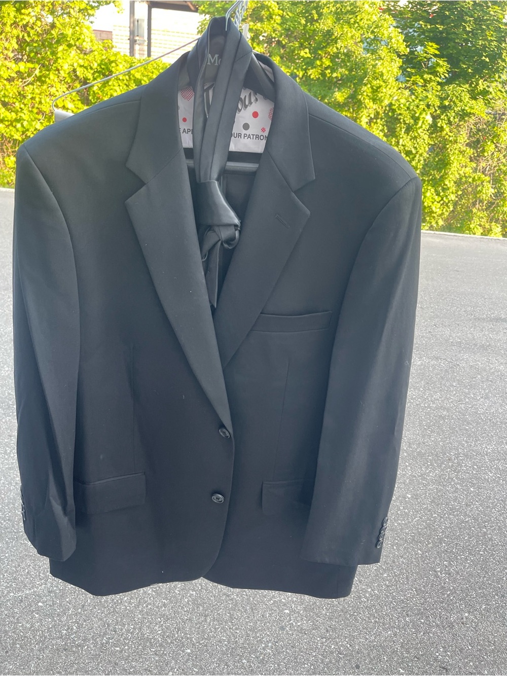 XL Classic Black Men's Two-Button Suit Jacket